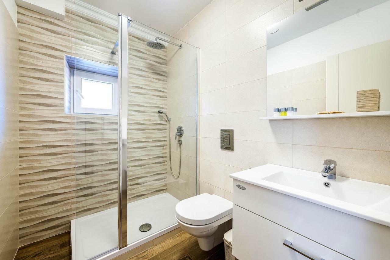 Apartments Palace Rialto Sibenik Room photo
